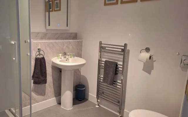 Room-spacious Double Room With Lovely Vi