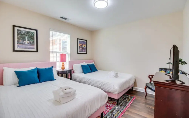 Family Home Near Downtown & Convention Center!