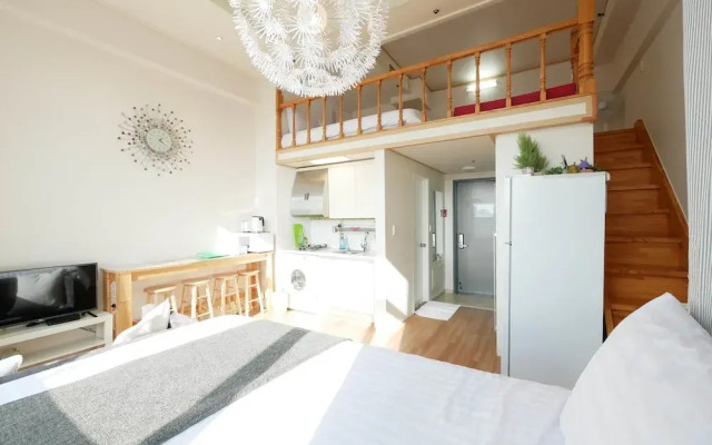 Seoul Sky House