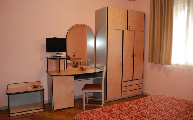 Hotel Ristorante Farese