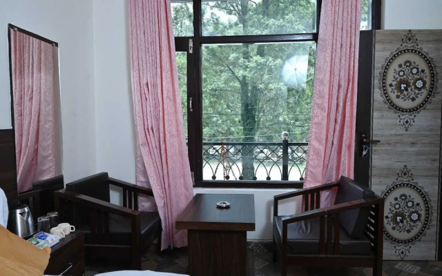 Akansha The Lake View