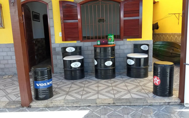 Saquarema - Casa Amarela ! Entre a praia e a Lagoa !