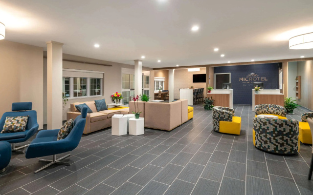 Microtel Inn & Suites by Wyndham Carlisle