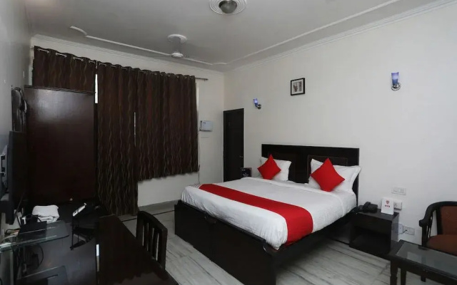 OYO Rooms Opp Global Foyer
