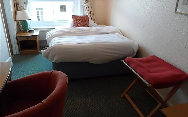 Cadogan Hotel