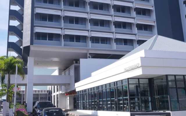Pearl Hotel Пхукет вид на фасад