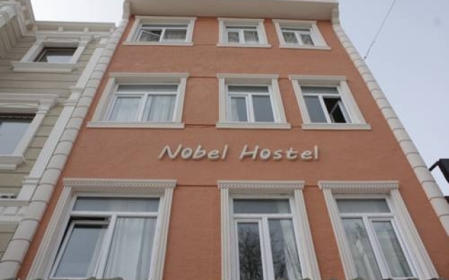 Nobel Hostel Guesthouse вид на фасад