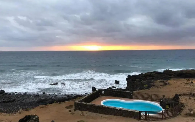Playa Marina Eco Bungalow – Arrieta View