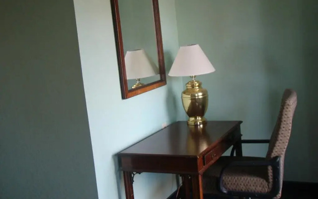 Budget Inn Mount Airy