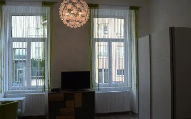 Elegante Ferienwohnung Westbahnhof