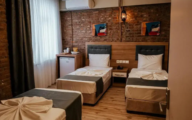 Hasuni̇ Taş Hotel