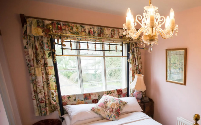 Hundred House Hotel