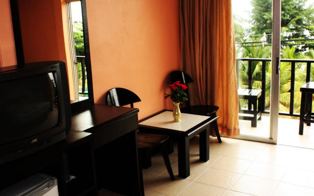 Opal House Hotel & Restaurant