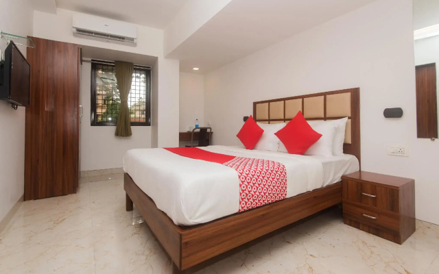 OYO 46995 Hotel Grand Plaza