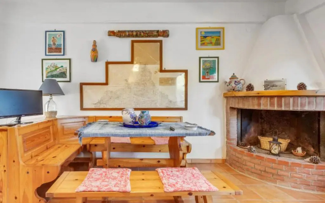 Scopello Flat with Panoramic Courtyard and Parking