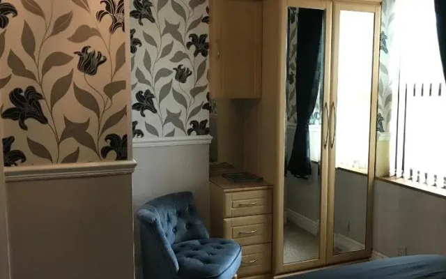 Glendale Guest House