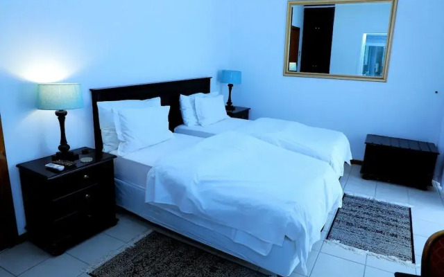 Kings Tide Boutique Hotel
