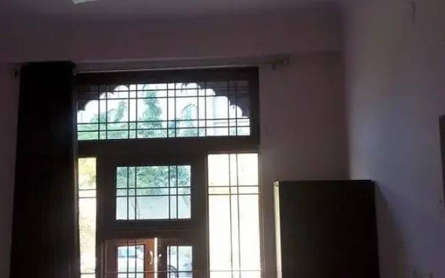 Pink Palace Guest House