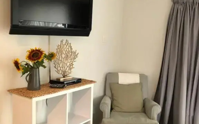 Westown Studio (Adults Only)