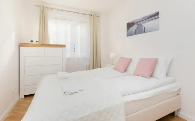 Apartment Nevada Gdańsk Przymorze by Renters