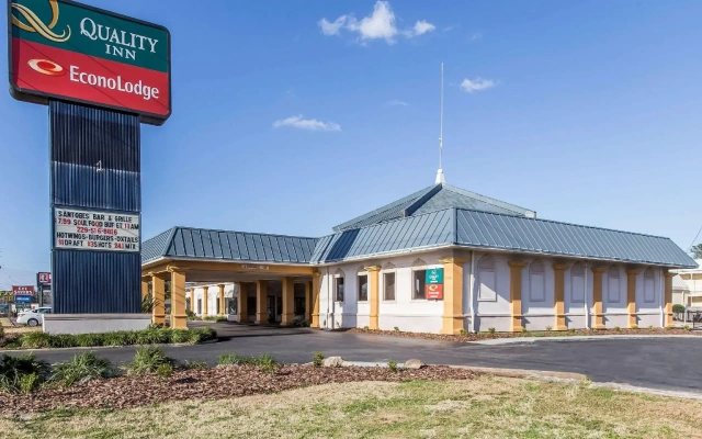 Quality Inn & Suites Conference Center