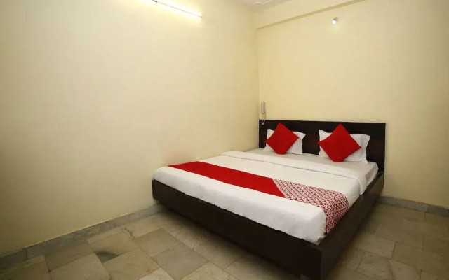 Aashirwad Guest House by OYO Rooms