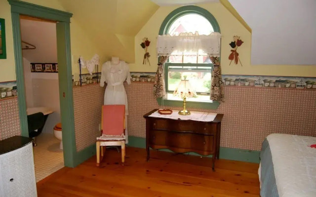 Bugaboo Cottages