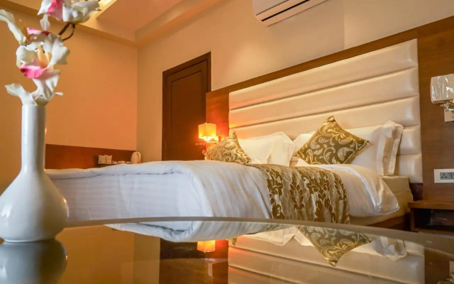 Ganpati Hotel