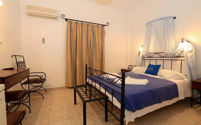 Benaki Hotel