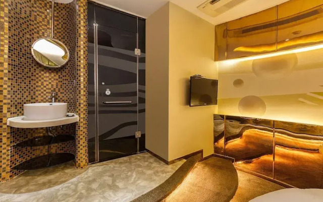 Your Hotel