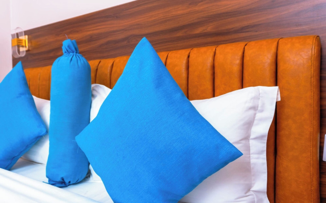 Arise Sunshine Hotel