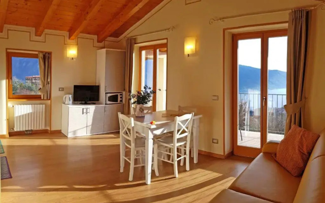 Teresa Campi Apartments Lake View By Gardadomusmea