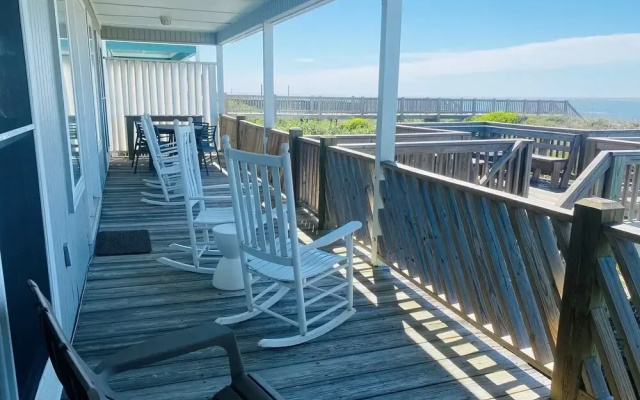 King Of The Sea 4 Bedroom Home by RedAwning