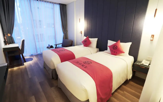 HOME Hotel