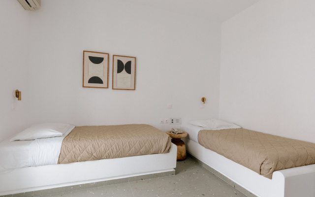 Pnoi Hotel