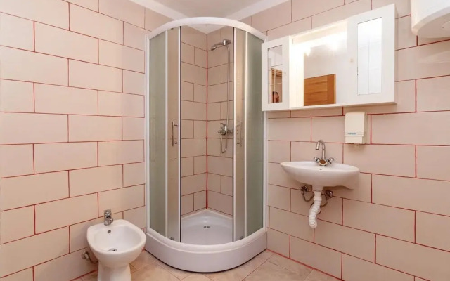 Amazing Home in Maslenica With Wifi and 1 Bedrooms