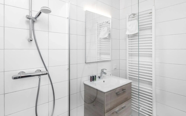 Restyled apartment with dishwasher, near Grevelingen Lake