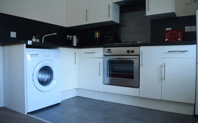 Cosy 2 Bedroom Apartment in Oxford