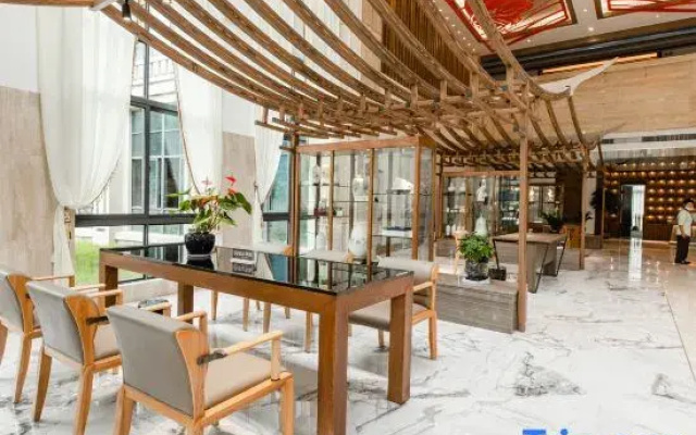 Shiniushan Forest Hot Spring Hotel