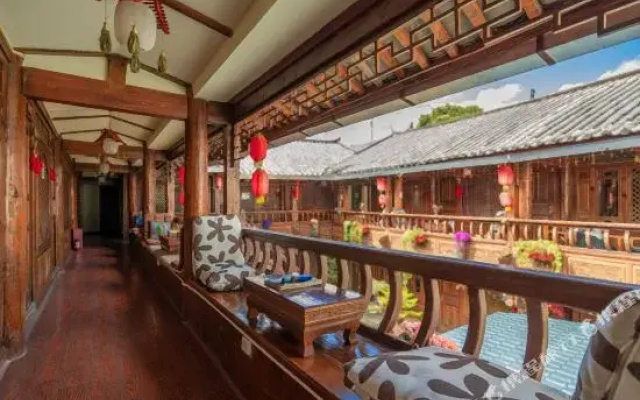 Encounter Lane · Suqiu | Deluxe Intelligent Design · Holiday Inn (the Old Town of Lijiang Store)