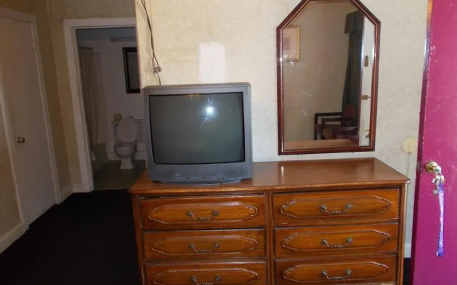 Hillside Motel