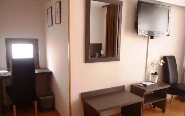 Hotel Divan