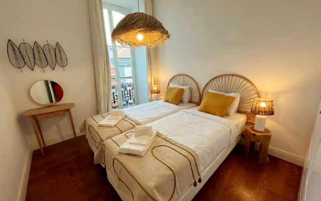 Patriotic Paradise Apartment