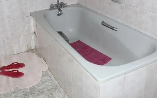 Classic Guest Houss