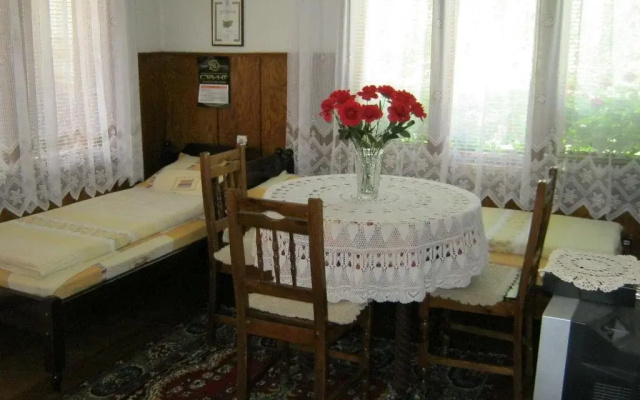 Villa Lalka