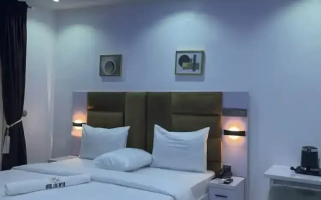 Hotel Los Reyes