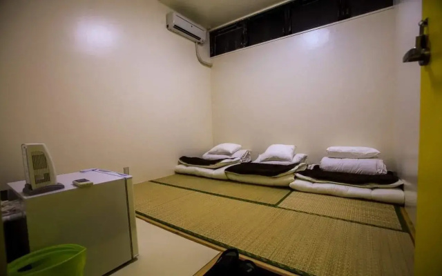 OkinawaStay Hostel