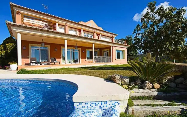 Villa Eden