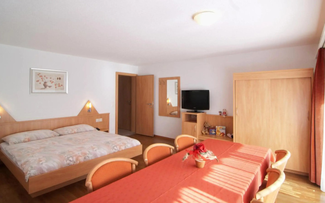 Hotel Eden No. 7