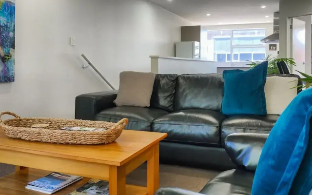 The Loft No 6